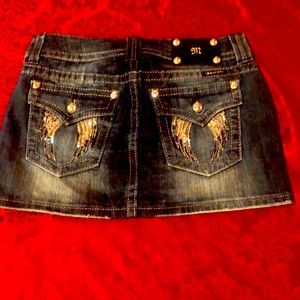 Miss Me Sz 26 Skirt with Angel Wings on back pockets. EUC, looks like new!!
